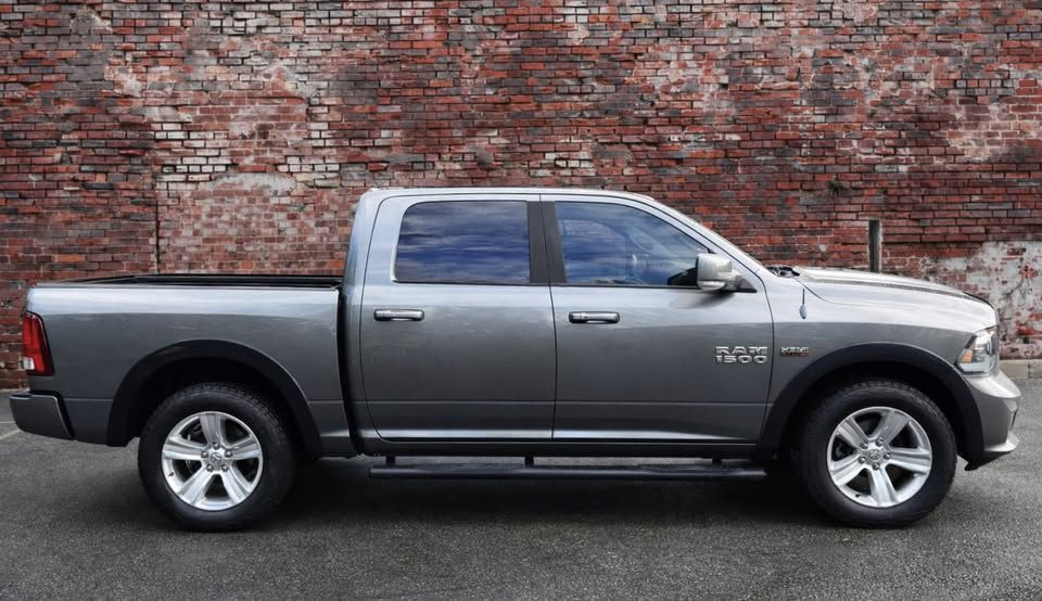 2013 RAM 1500 Image 6