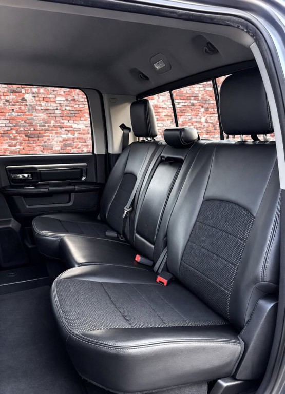 2013 RAM 1500 Image 11