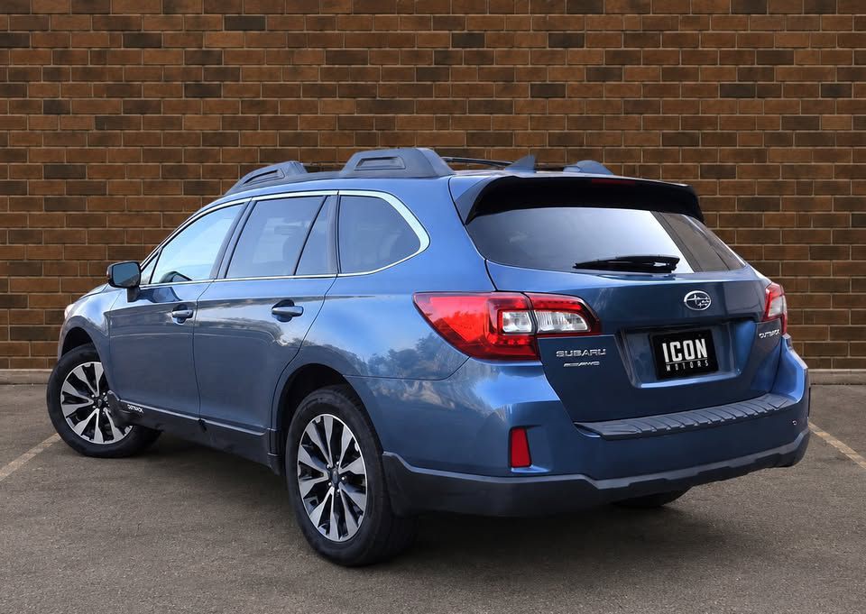 2016 Subaru Outback Image 2