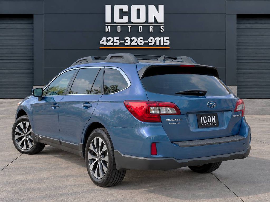 2016 Subaru Outback Image 2