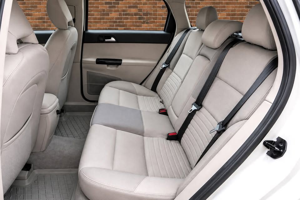 2007 Volvo V50 Image 12