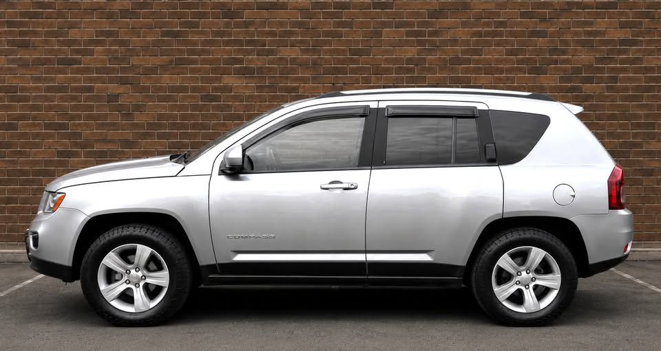 2016 Jeep Compass Image 3