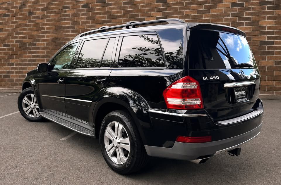2008 Mercedes-Benz GL-Class Image 3