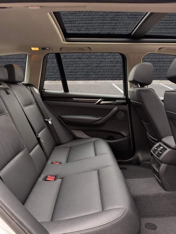 2017 BMW X3 Image 14