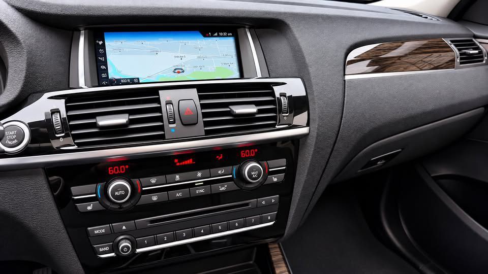 2017 BMW X3 Image 15