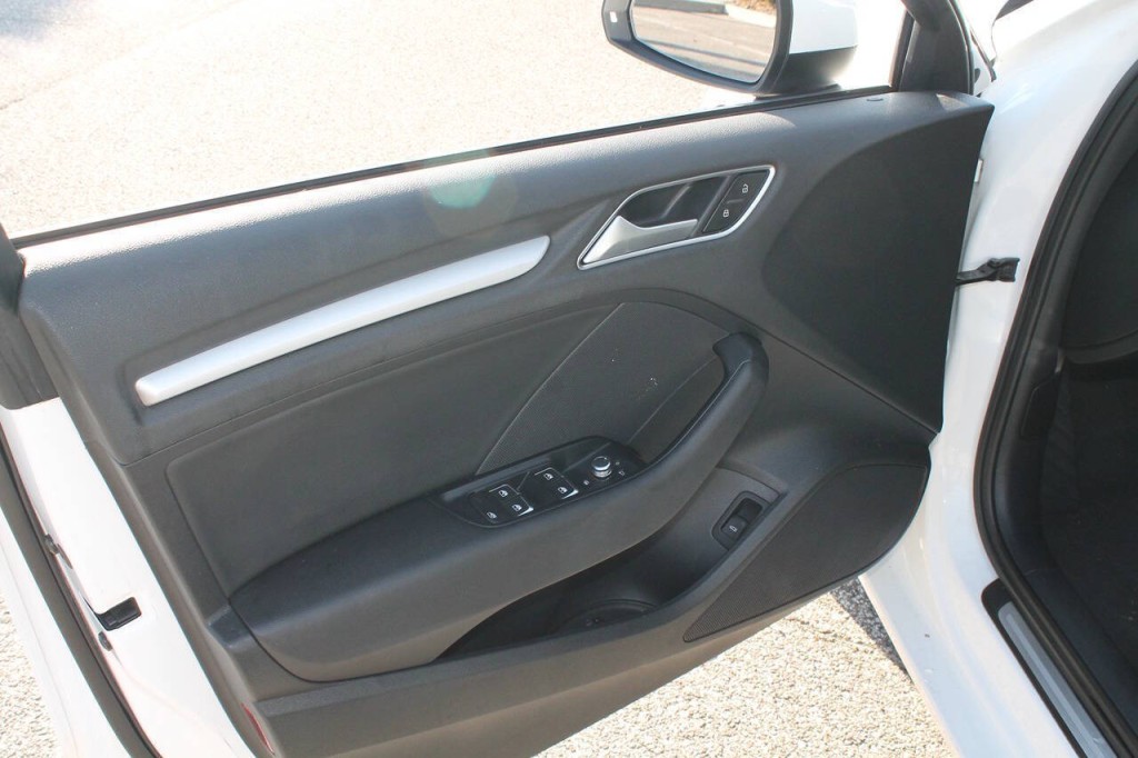 2017 Audi A3 Image 21