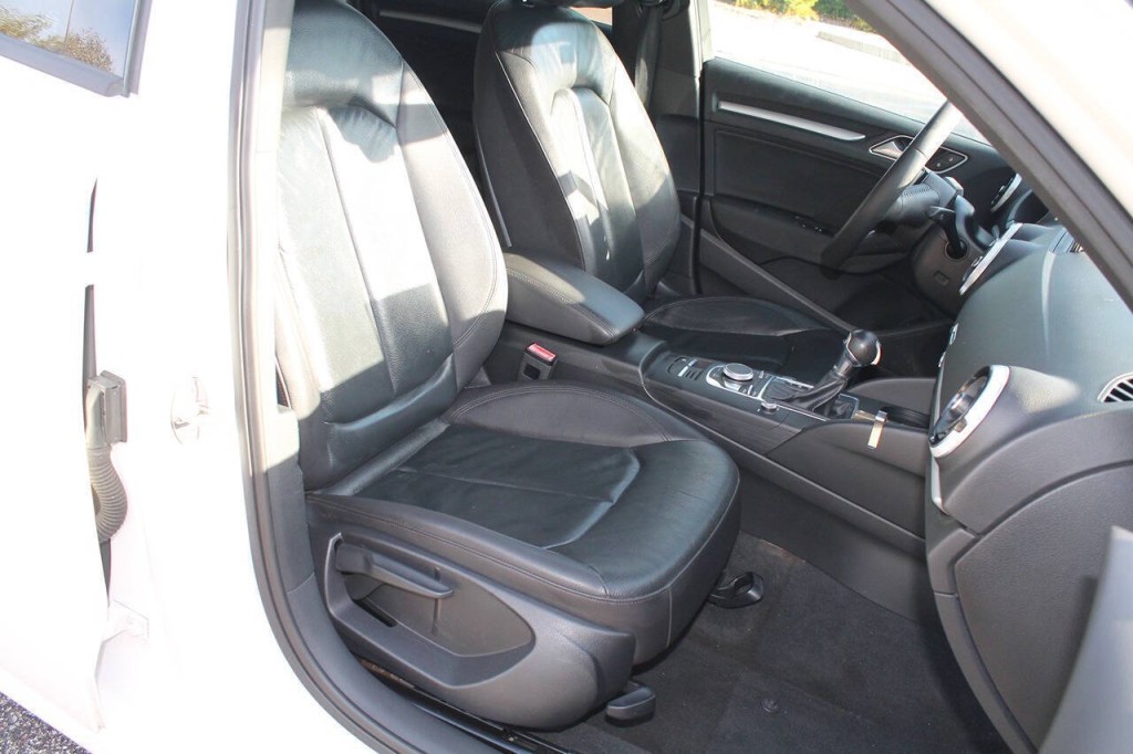 2017 Audi A3 Image 32