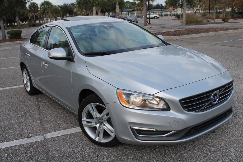 2015 Volvo S60 Image 2