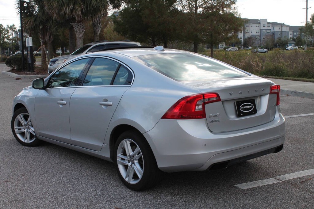 2015 Volvo S60 Image 9