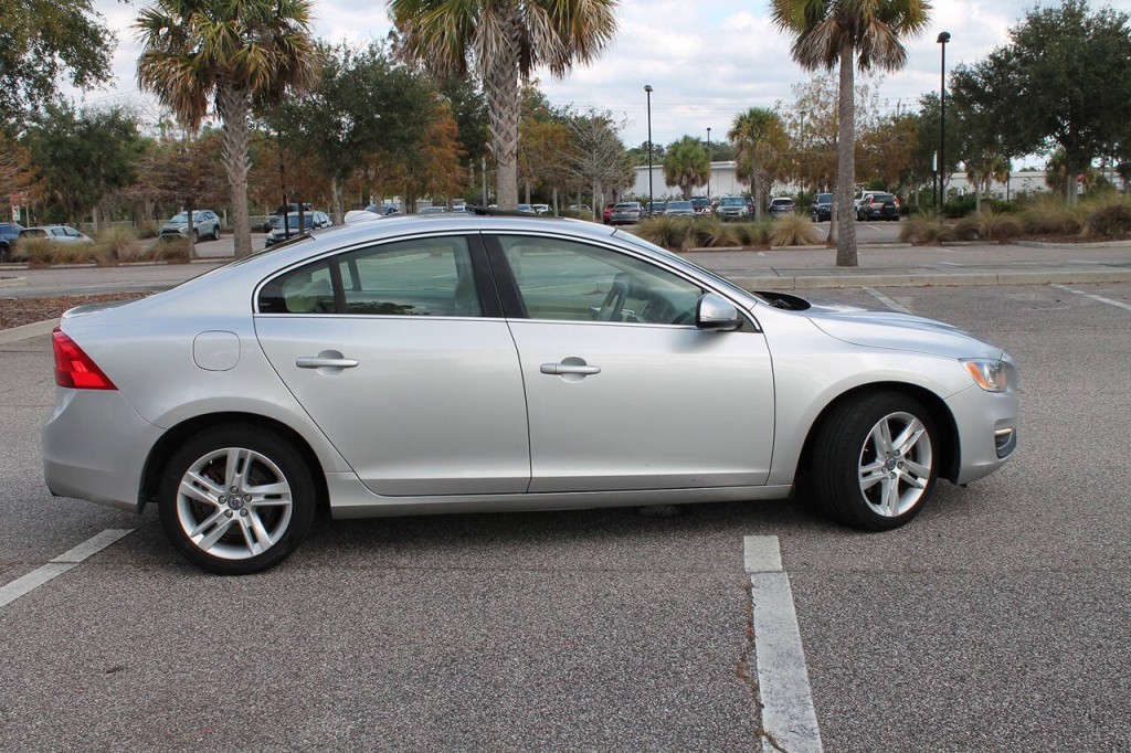 2015 Volvo S60 Image 12