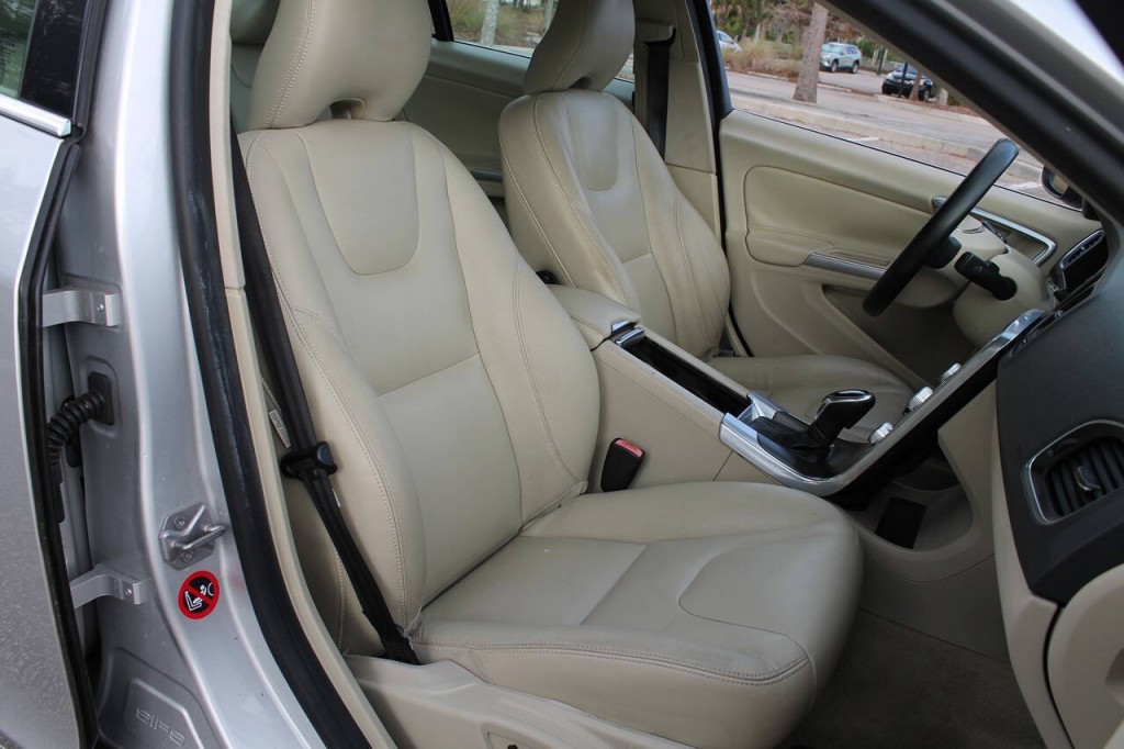 2015 Volvo S60 Image 38