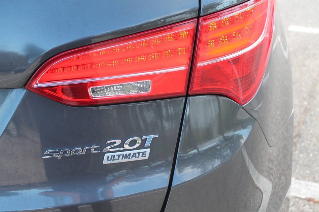 2015 Hyundai Santa Fe Sport Image 12