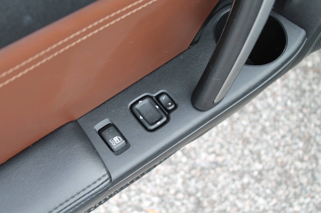 2013 Mazda MX-5 Miata Image 30