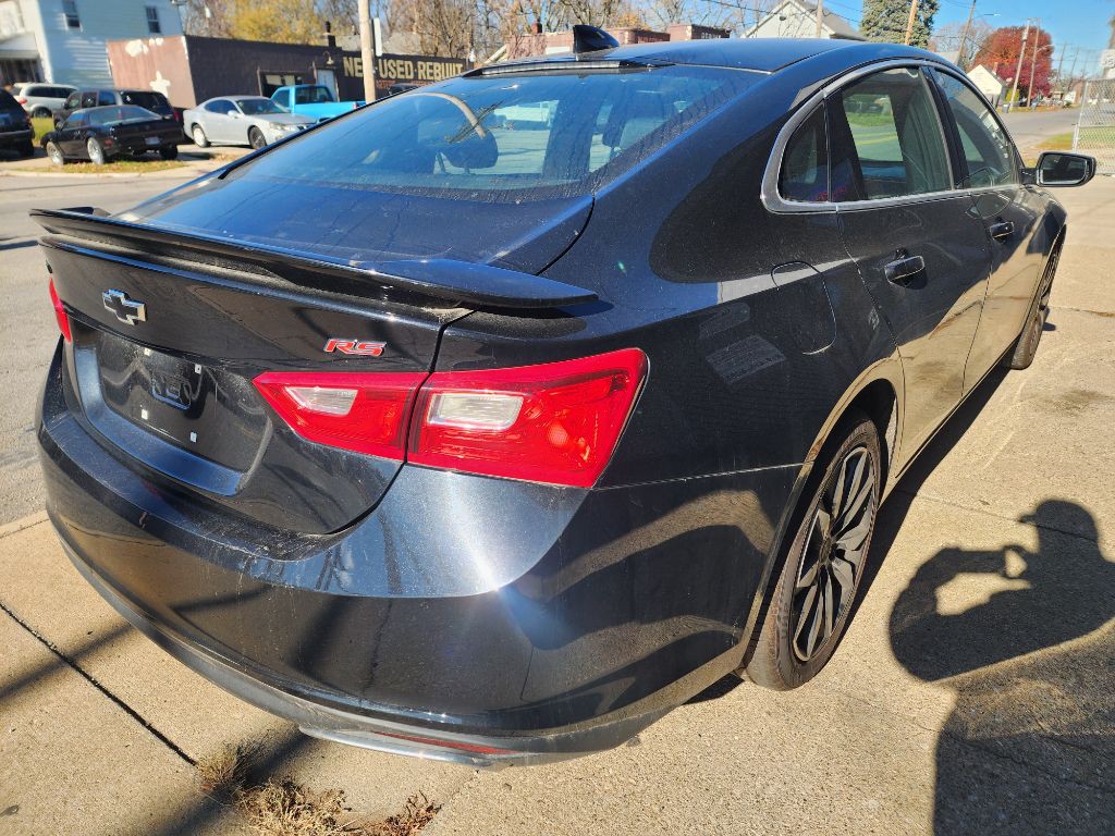 2020 Chevrolet Malibu Image 2