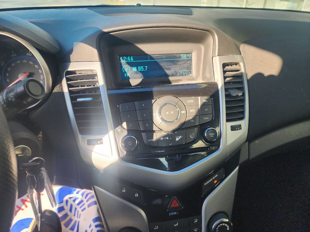 2016 Chevrolet Cruze Image 11