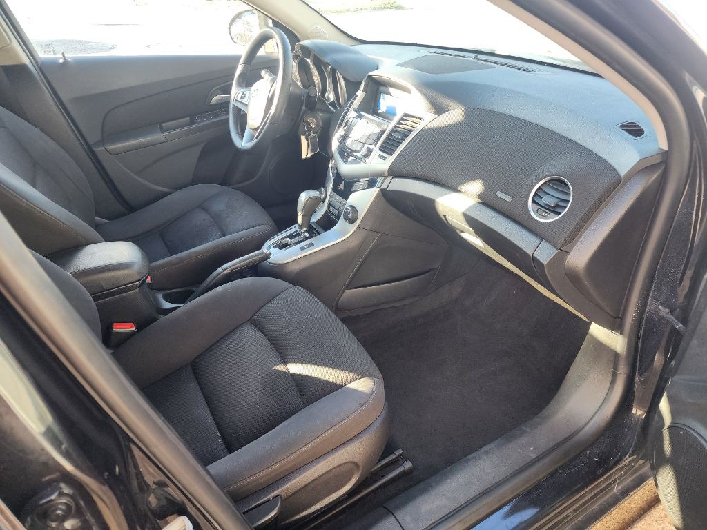 2016 Chevrolet Cruze Image 14