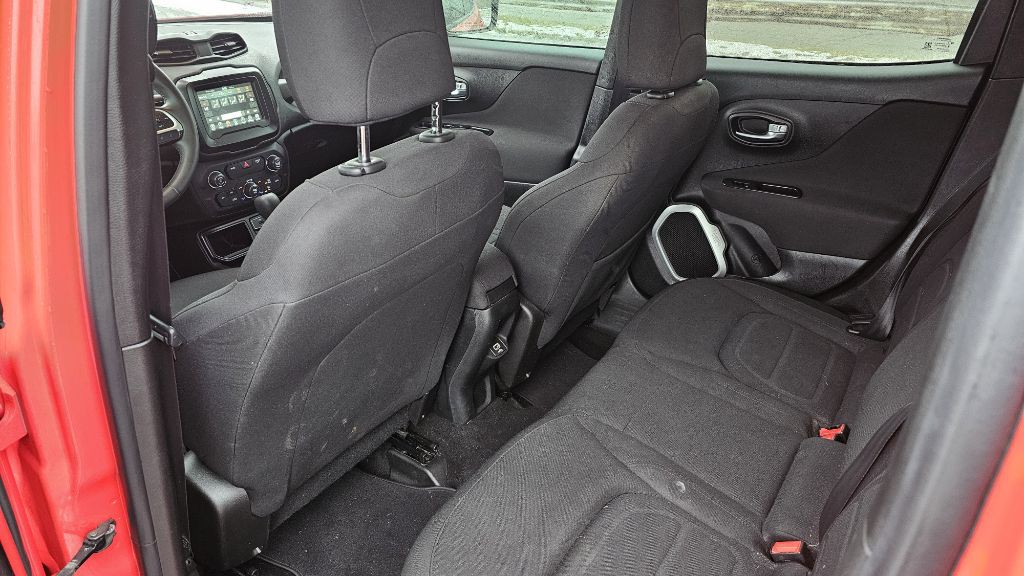 2018 Jeep Renegade Image 12