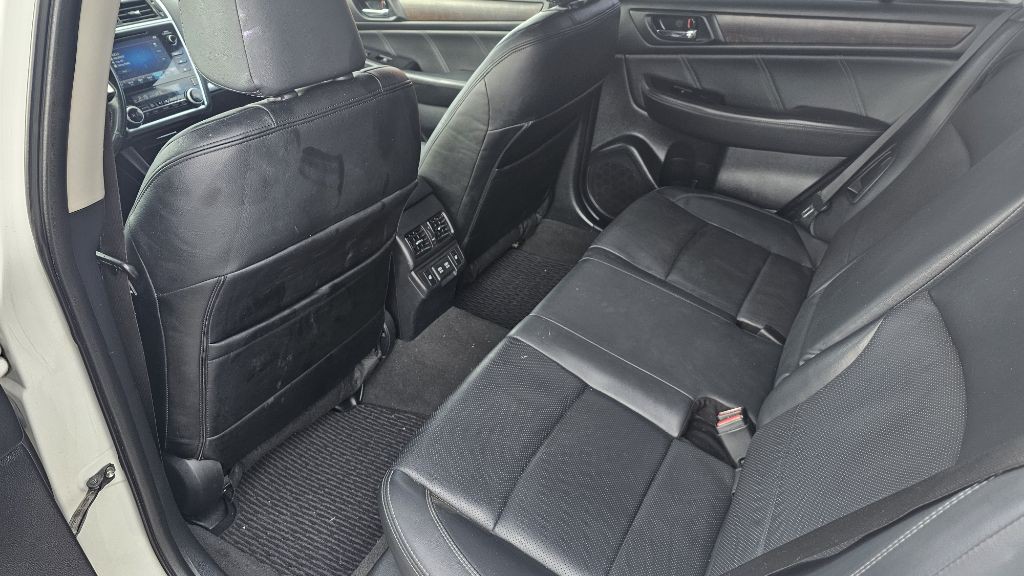 2019 Subaru Outback Image 12