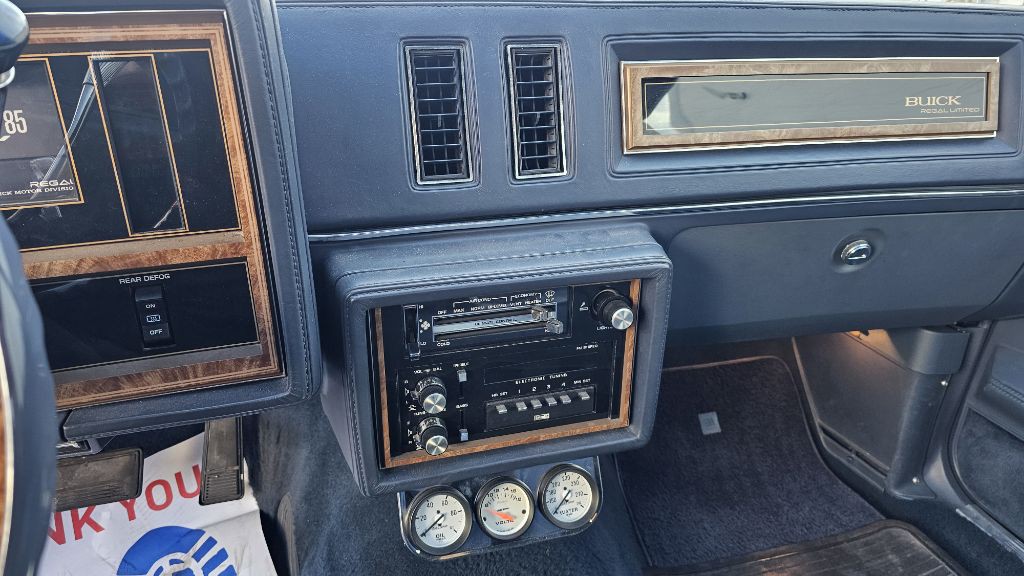 1984 Buick Regal Image 11