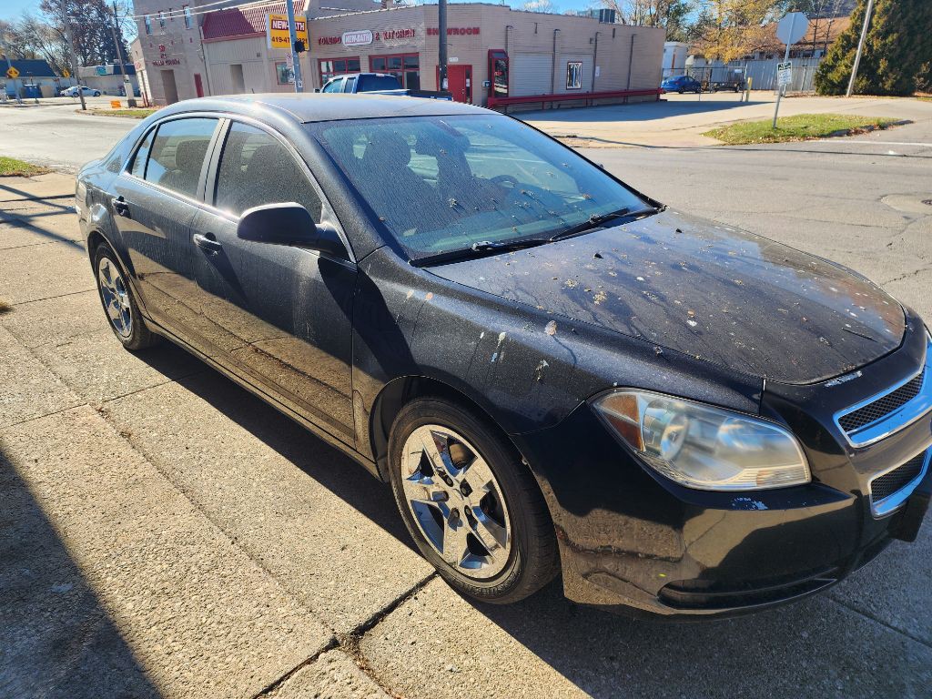 2010 Chevrolet Malibu Image 3