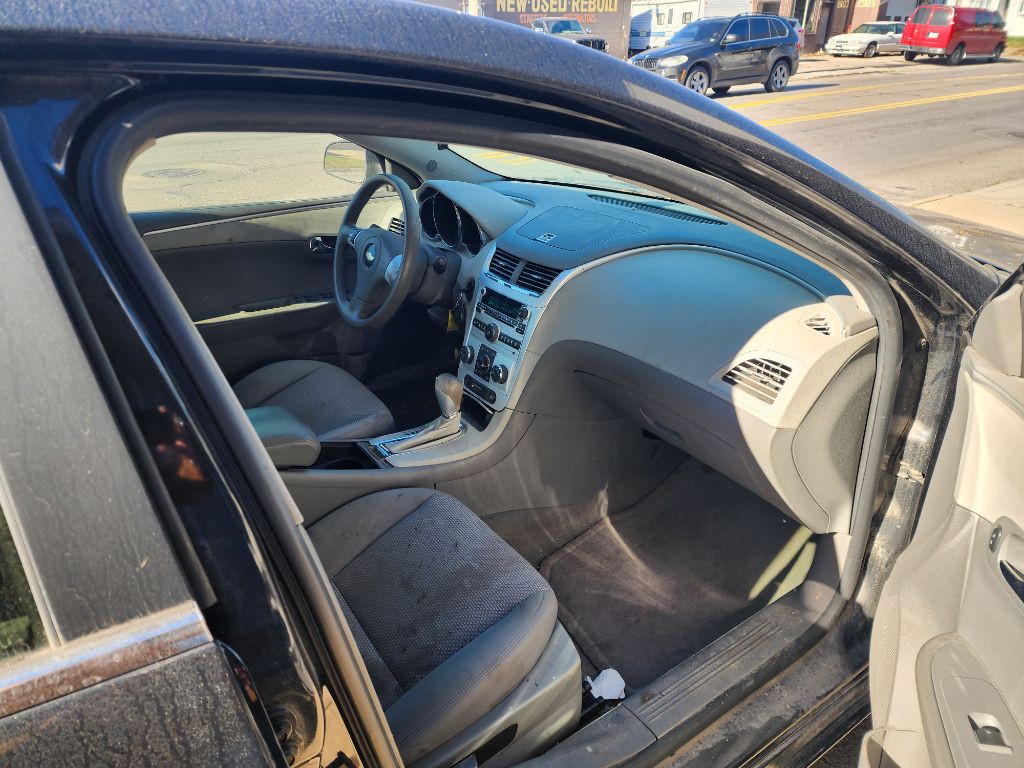 2010 Chevrolet Malibu Image 13