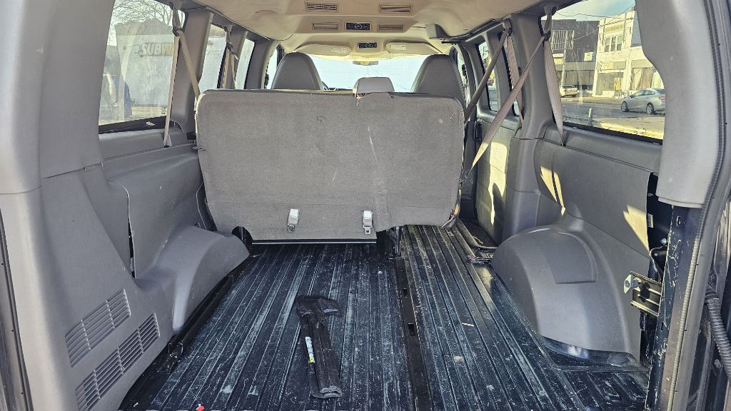 2012 Chevrolet Express Image 14