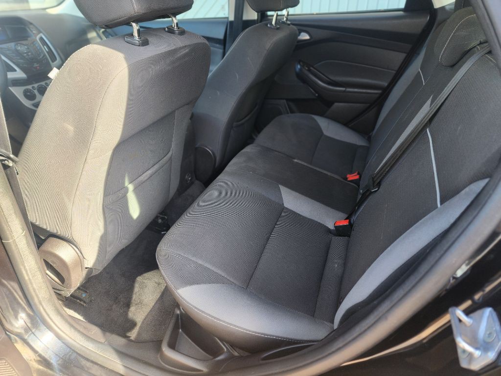2014 Ford Focus Image 17