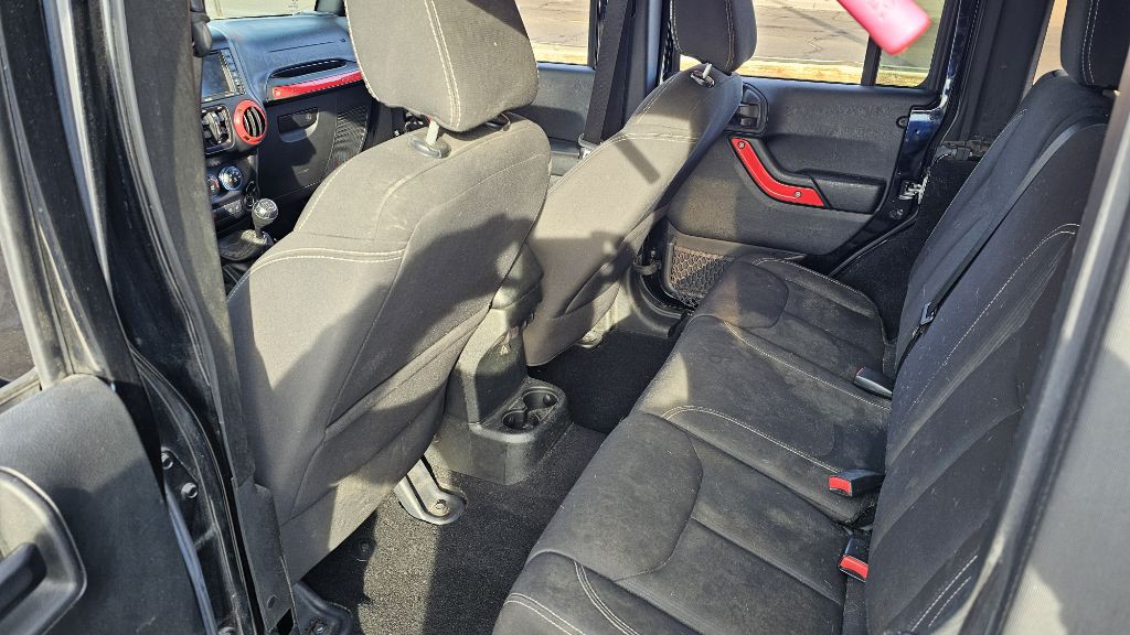 2016 Jeep Wrangler Unlimited Image 12
