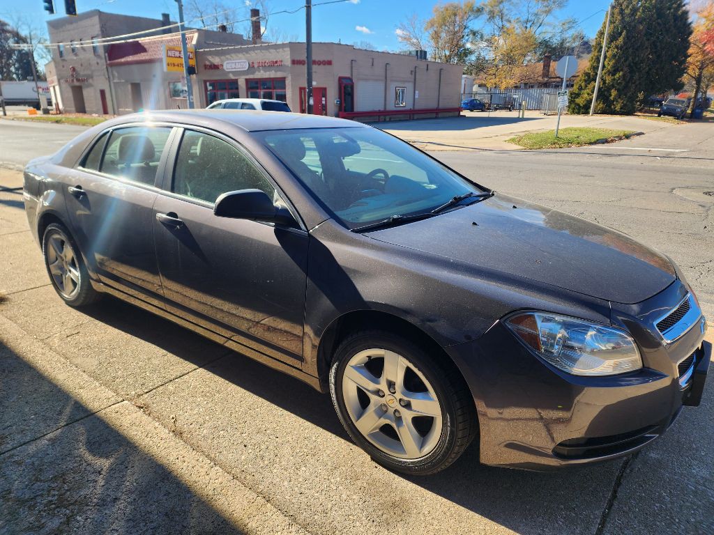 2013 Chevrolet Malibu Image 4