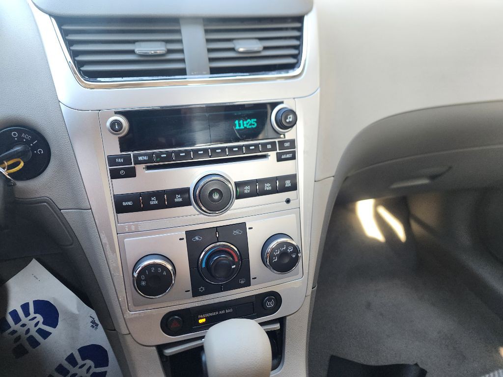 2013 Chevrolet Malibu Image 7