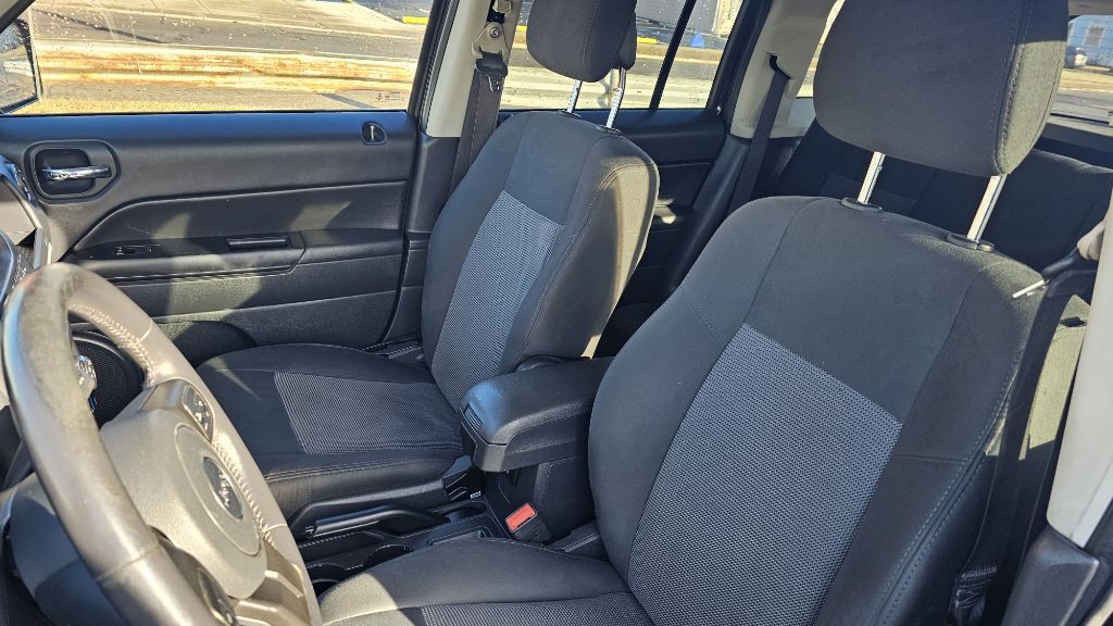 2014 Jeep Patriot Image 10