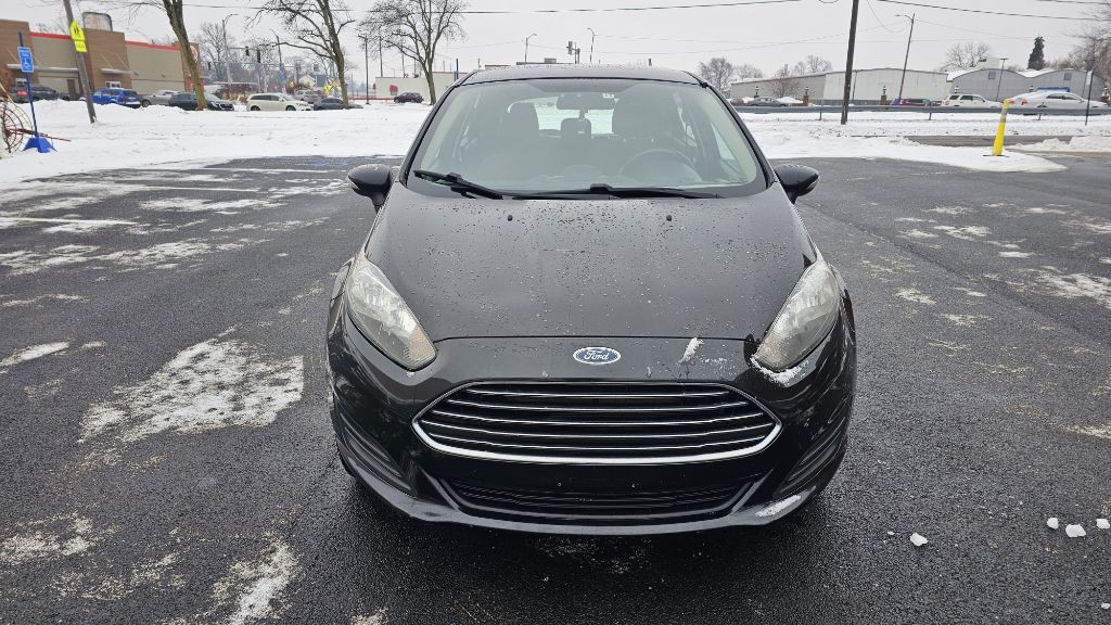 2014 Ford Fiesta Image 2