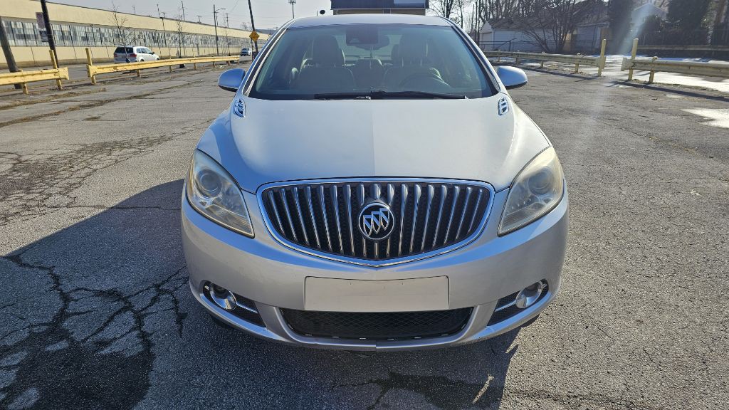 2014 Buick Verano Image 2