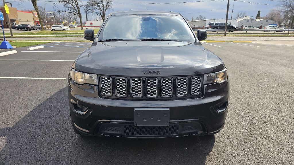 2020 Jeep Grand Cherokee Image 2