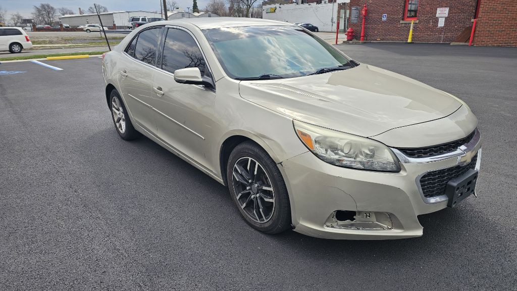 2015 Chevrolet Malibu Image 3