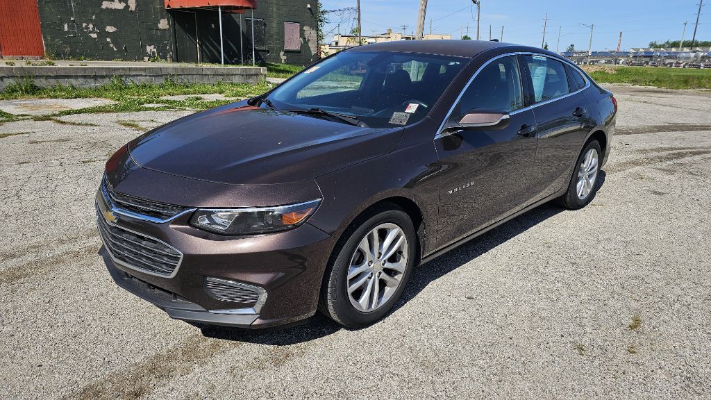 2016 Chevrolet Malibu Image 1