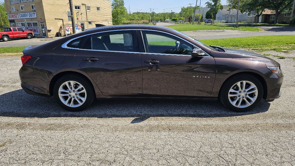 2016 Chevrolet Malibu Image 4