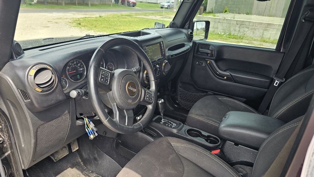 2014 Jeep Wrangler Unlimited Image 9