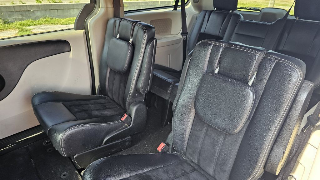 2017 Dodge Grand Caravan Image 13