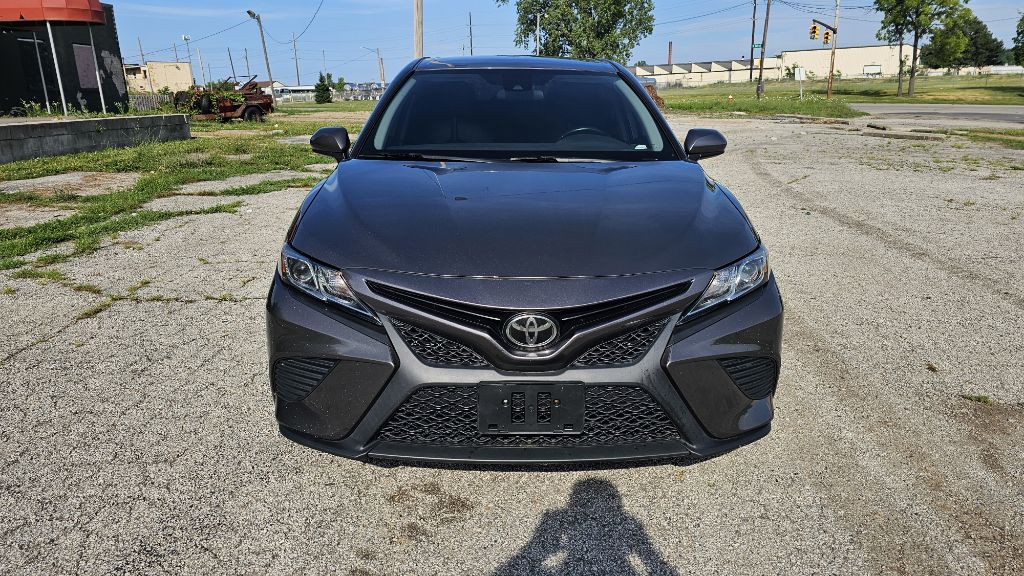 2020 Toyota Camry Image 2