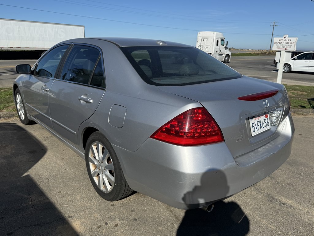 2006 Honda Accord Image 2