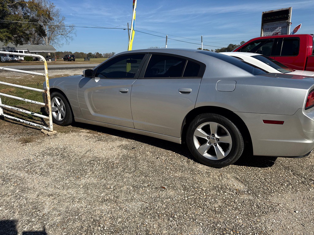 2012 Dodge Charger SE