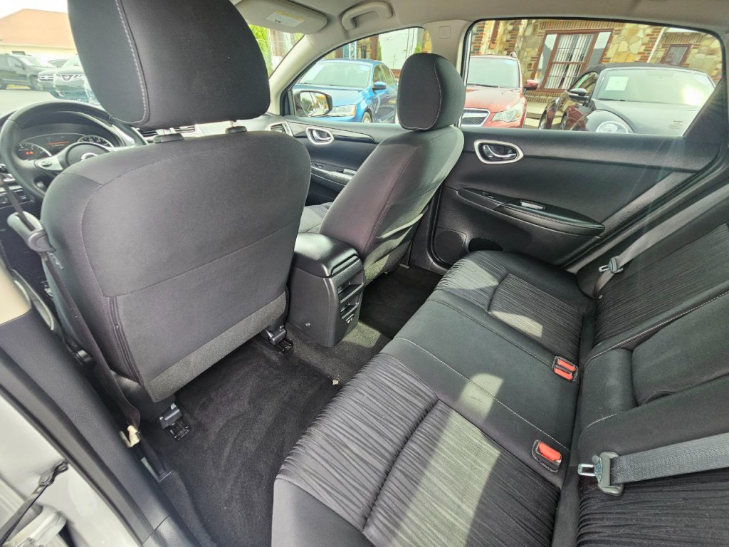 2019 Nissan Sentra Image 14