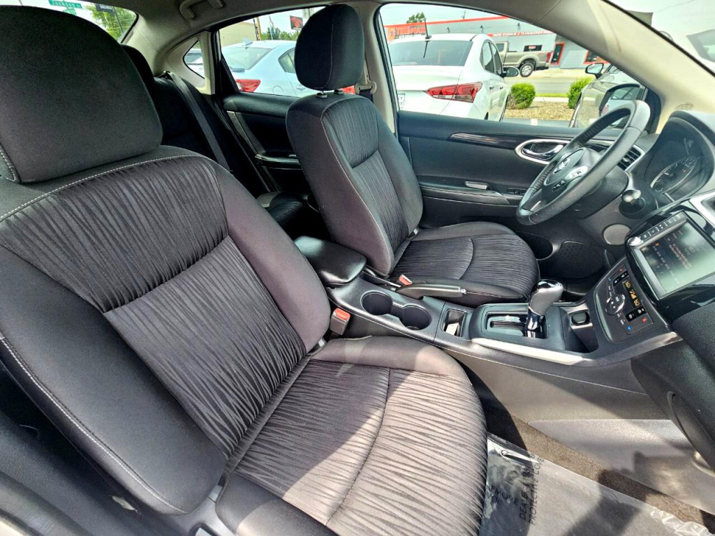 2019 Nissan Sentra Image 19