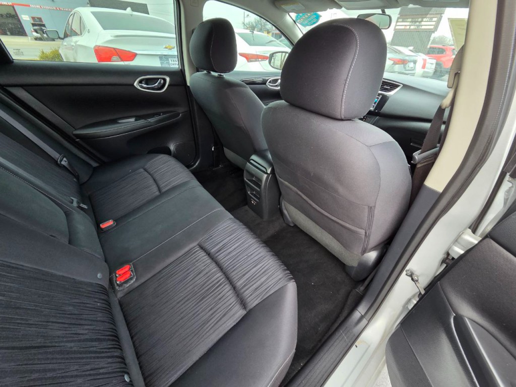 2019 Nissan Sentra Image 16