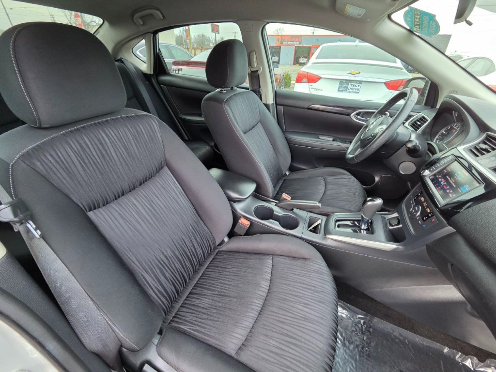 2019 Nissan Sentra Image 19