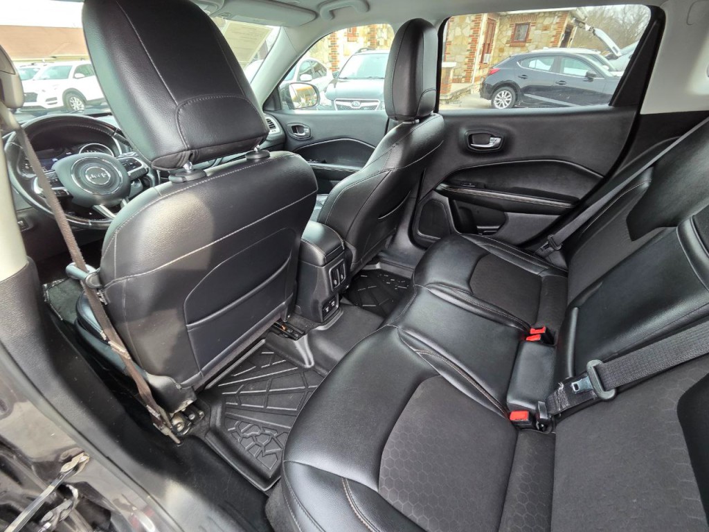 2018 Jeep Compass Image 14