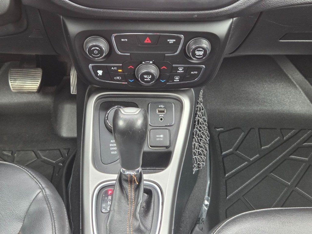 2018 Jeep Compass Image 22