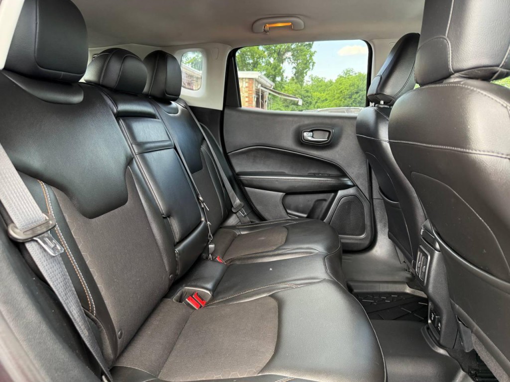 2018 Jeep Compass Image 22