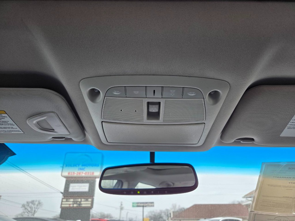 2016 Nissan Altima Image 25